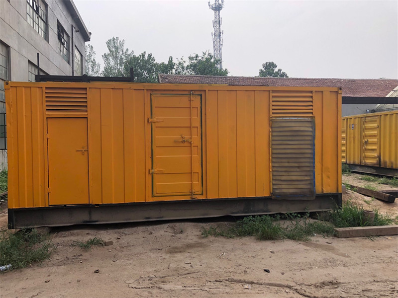 黑水柴油发电机如何判断新机油是否已经完全充满机油滤清器？