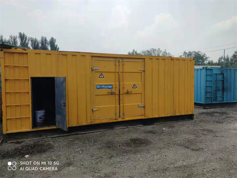 黑水200KW柴油发电机组需要配备什么型号的电缆线？