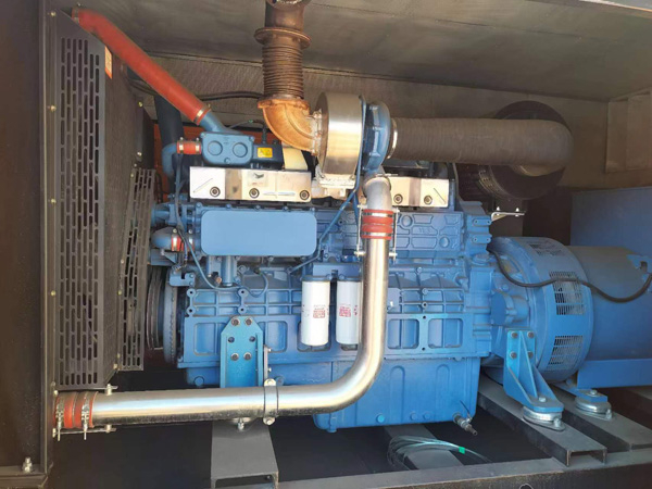 黑水柴油发电机组一般有几种电压输出？