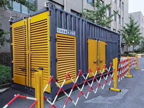 黑水如何使用转速表检查发动机的转速？